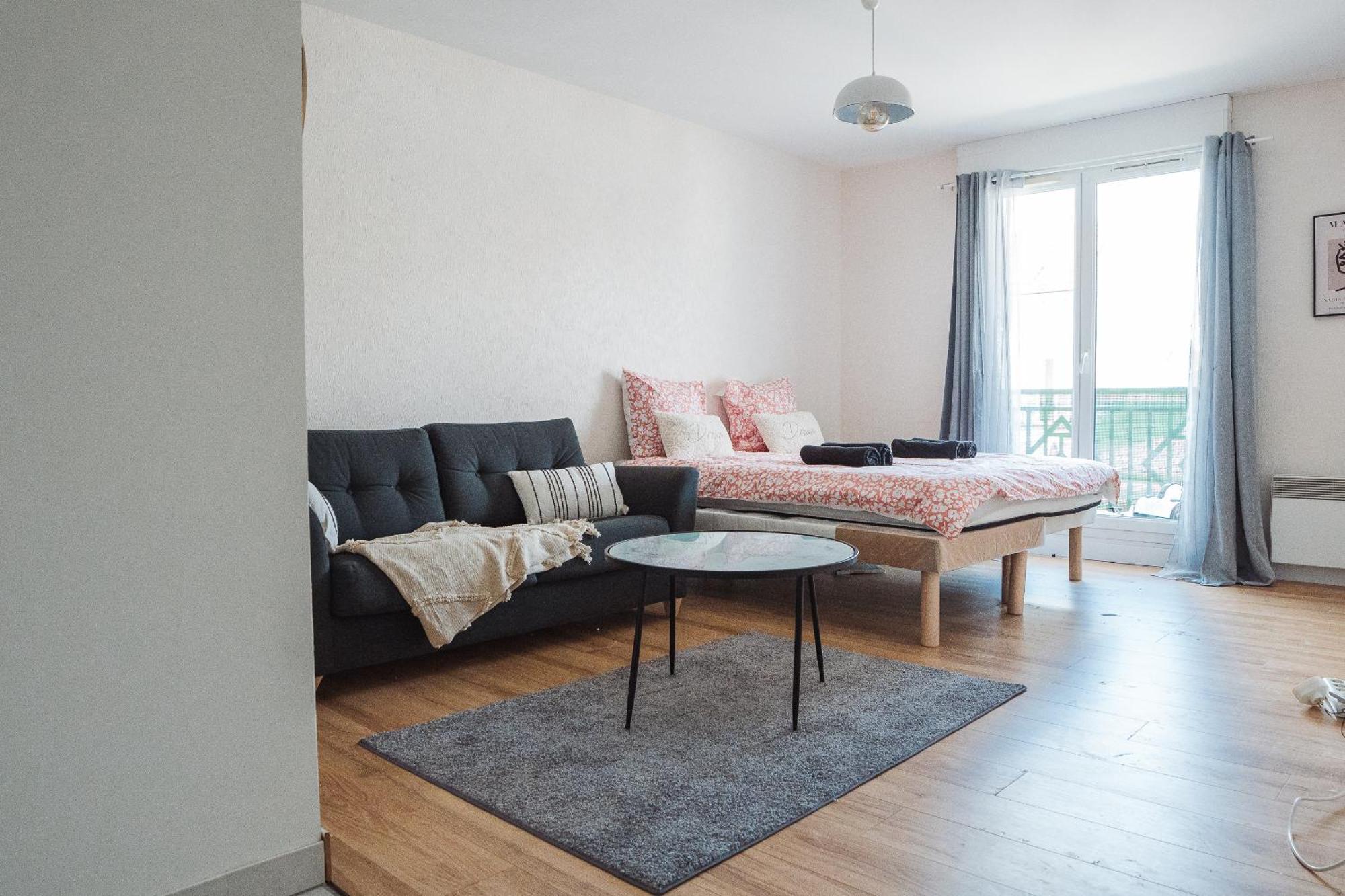 Appartement Cosy Studio Entre Paris Et Disneyland Paris à Esbly Extérieur photo