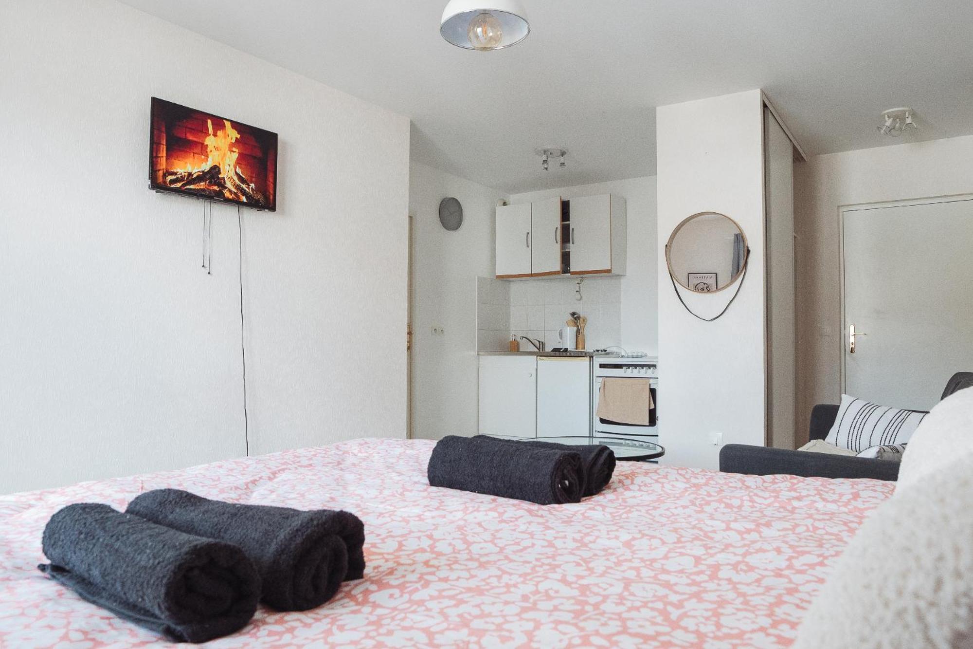 Appartement Cosy Studio Entre Paris Et Disneyland Paris à Esbly Extérieur photo