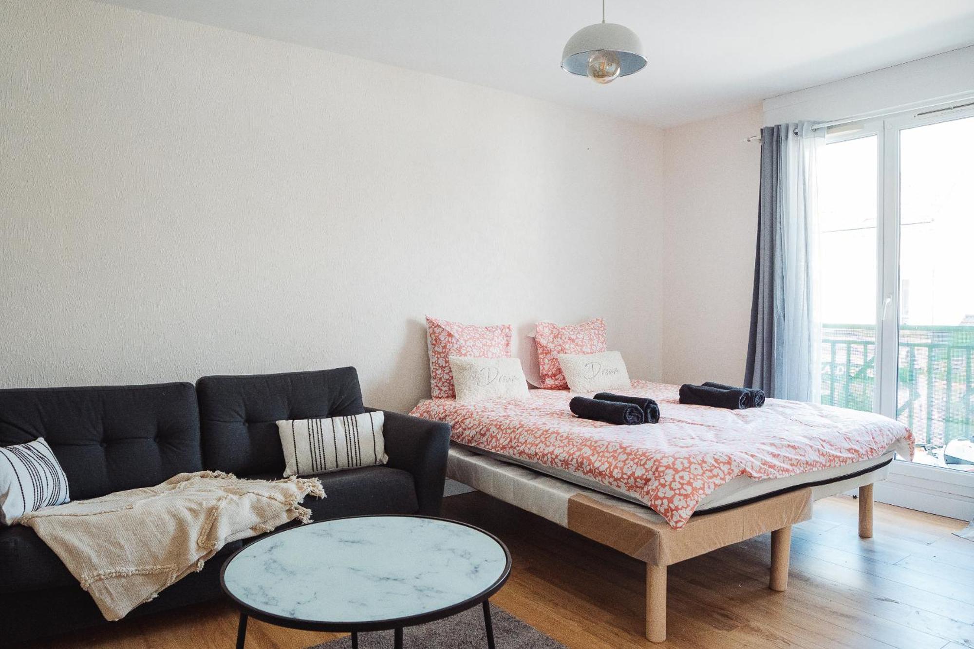 Appartement Cosy Studio Entre Paris Et Disneyland Paris à Esbly Extérieur photo